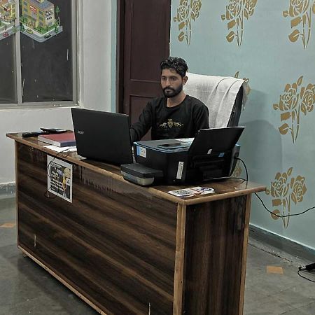 Hotel O Grand Stay Bhopal Eksteriør bilde