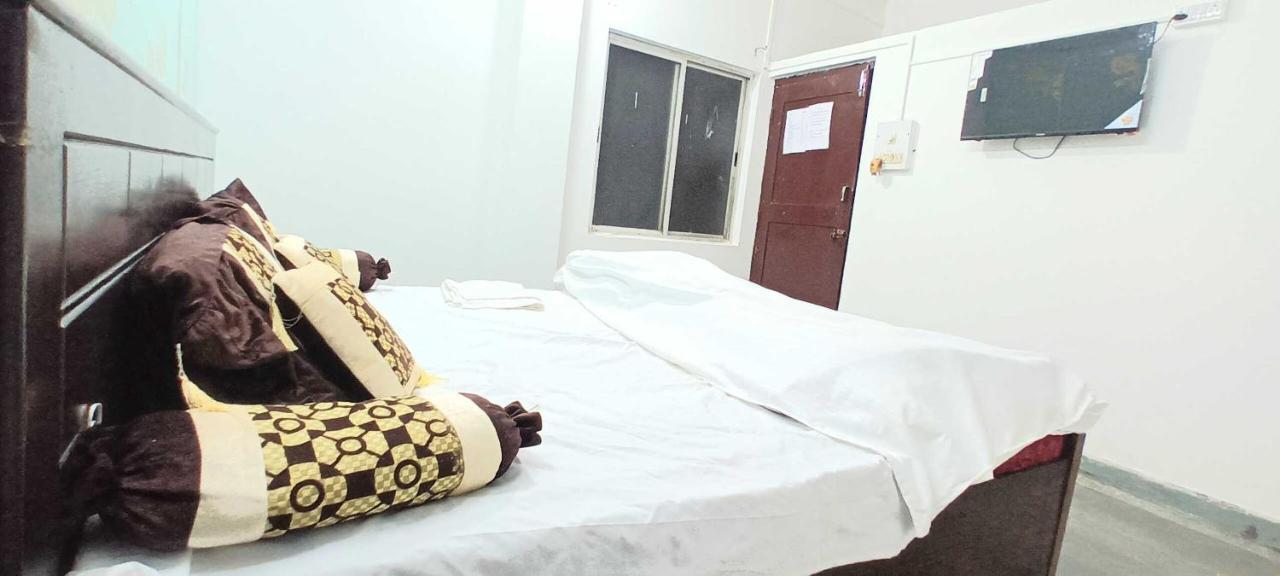 Hotel O Grand Stay Bhopal Eksteriør bilde