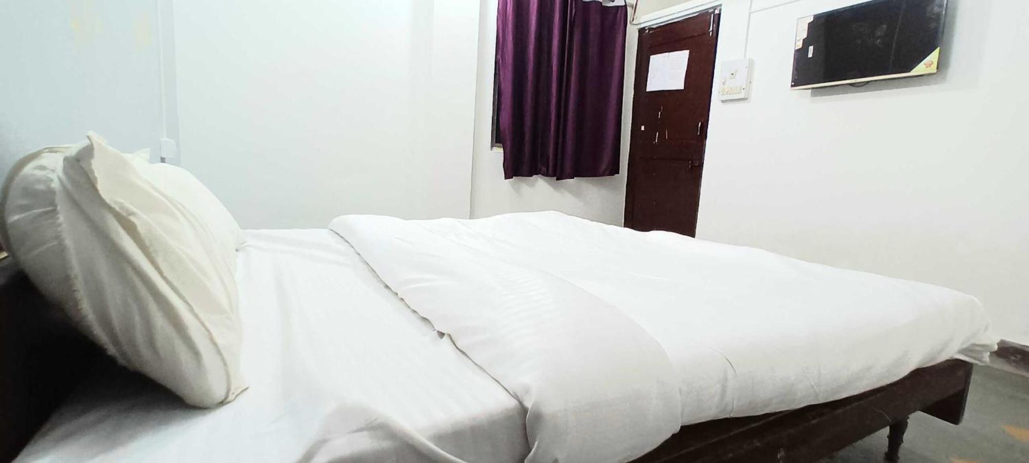 Hotel O Grand Stay Bhopal Eksteriør bilde